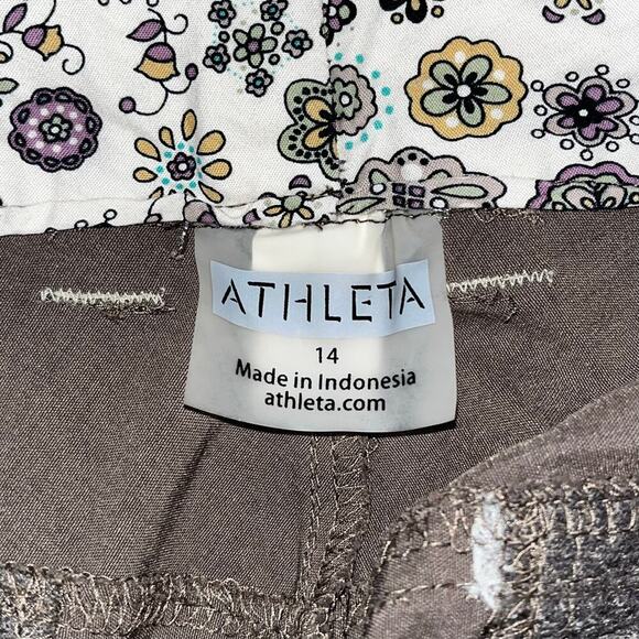 Athleta Style #41259 Bermuda Hiking Shorts Size 14 – Taupe Brown Nylon Blend - Picture 3 of 6